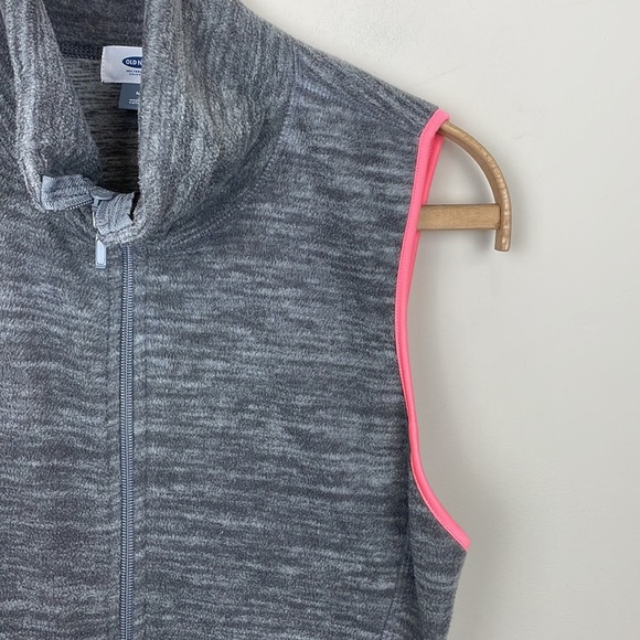 Old Navy || Heather Gray with Coral Pink Trim Vest; Size M - Picture 4 of 11